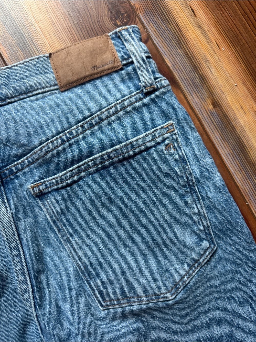 Madewell The High-Rise Slim Boyjean Jeans Size 25T - Picture 4 of 7
